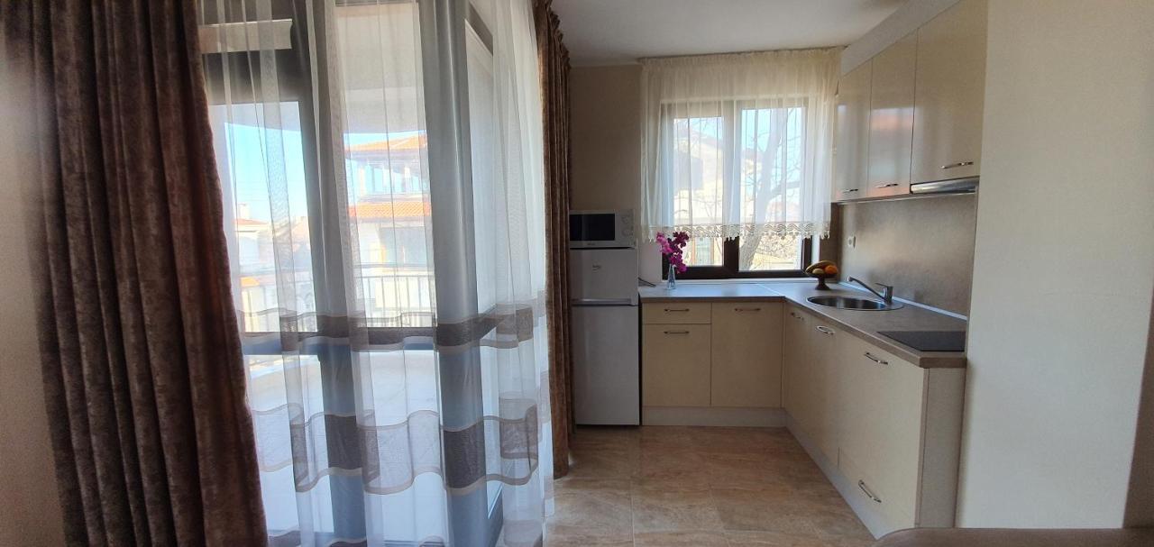 Luxury Apartments Ekaterina チェルノモレツ エクステリア 写真